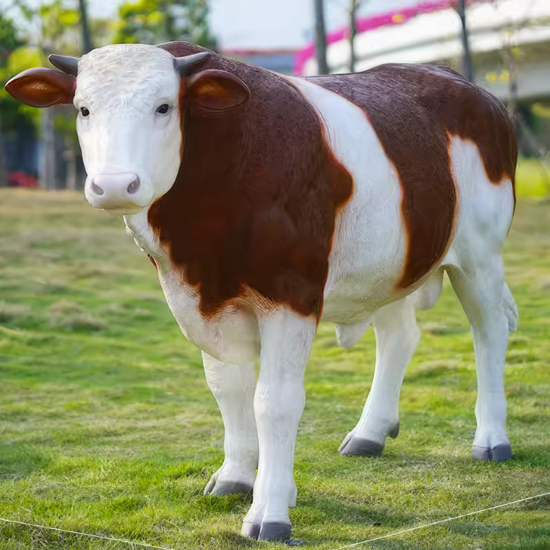 Malaking pekeng iskultura ng baka para sa hardin - Fiberglass Farm Animal Statue para sa panlabas na dekorasyon